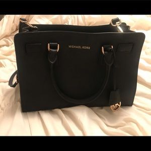 Michael Kors Dillion Purse